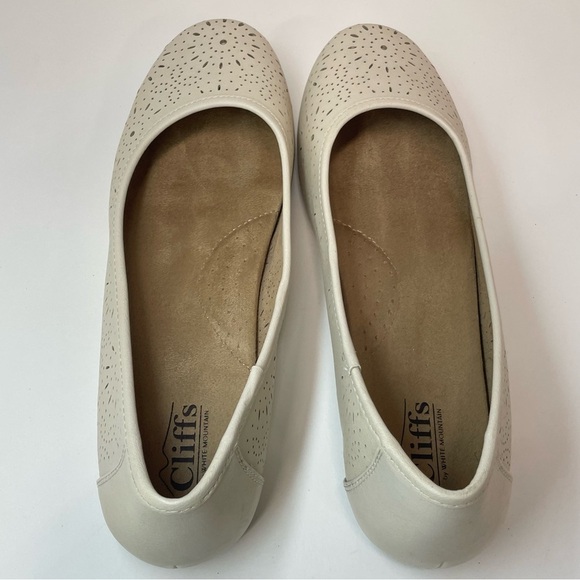 Women's Cream Ballet Flats Size 11 - Picture 5 of 11